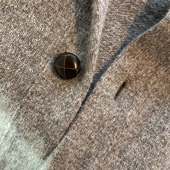 Men’s Banana Republic Wool Cardigan Sweater, size L - Picture 9 of 9